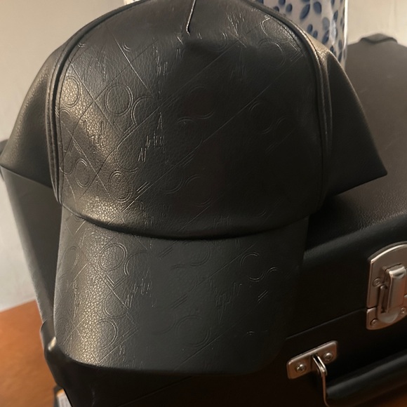 Walt Disney Accessories - Black Faux Leather Walt Disney World 50th Anniversary Hat